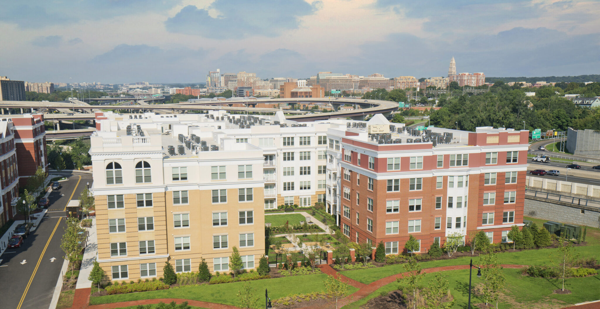 Bell Old Town Apartments in Alexandria, VA - Bell Tower Apartments At Old Town Square
